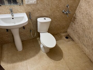 Bathroom in 3 BHK Apartment at Omaxe R2, Gomti Nagar – for Rent