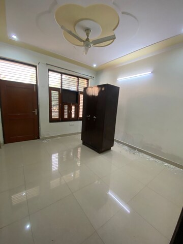 Living Room in 3 BHK Independent House at Ansal Plaza Sector-23, Sector 23 – for Rent