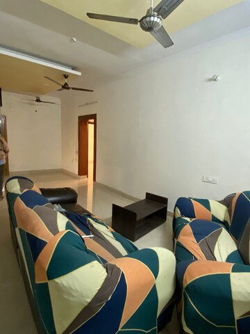 Master Bedroom in 3 BHK Independent House at Ansal Plaza Sector-23, Sector 23 – for Rent