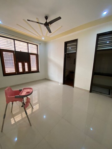 2 BHK Independent House For Rent in Ansal Plaza Sector-23, Sector 23