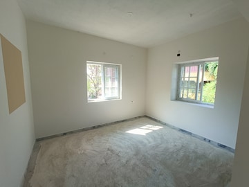 Bedroom in 3 BHK Apartment at Saligramam – for Sale
