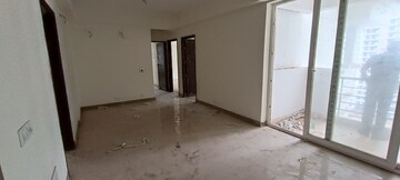 Room in 3 BHK Builder Floor at BPTP Amstoria Country Floor, Sector 102 – for Sale
