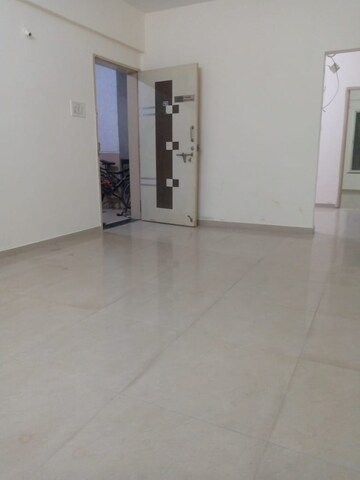 Room in 2 BHK Apartment at Balewadi – for Rent