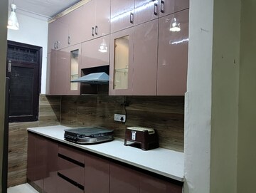 Kitchen in 2 BHK Builder Floor at Saurabh Niwas, Sector 40 – for Rent