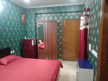Bedroom in 2 BHK Builder Floor at RWA Residential Society, Sector 40 – for Rent