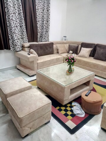 Living Room in 2.5 BHK Independent House at Kalkaji – for Rent