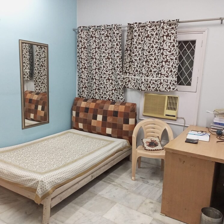 Bedroom, kalkaji 2.5 Bedroom 900 Sq.Ft. Independent House In Kalkaji Delhi 8177744