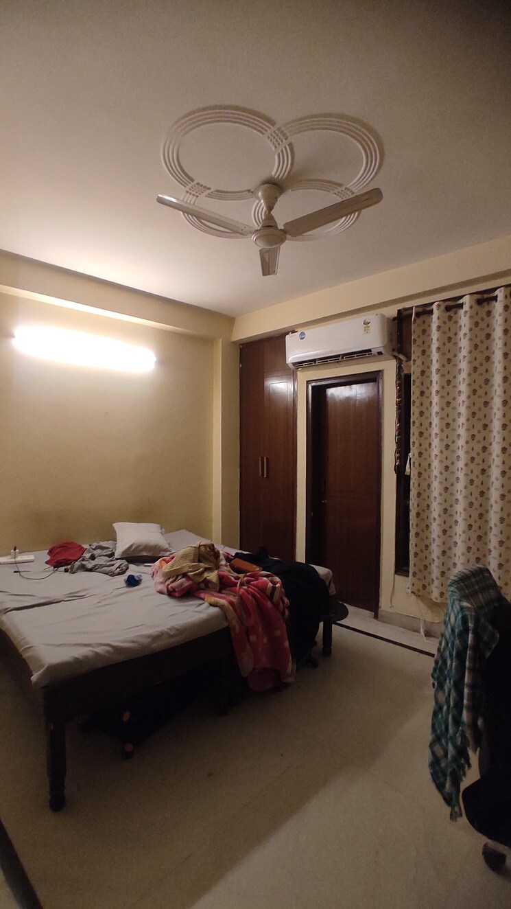 Bedroom, kalkaji 2.5 Bedroom 900 Sq.Ft. Independent House In Kalkaji Delhi 8177744