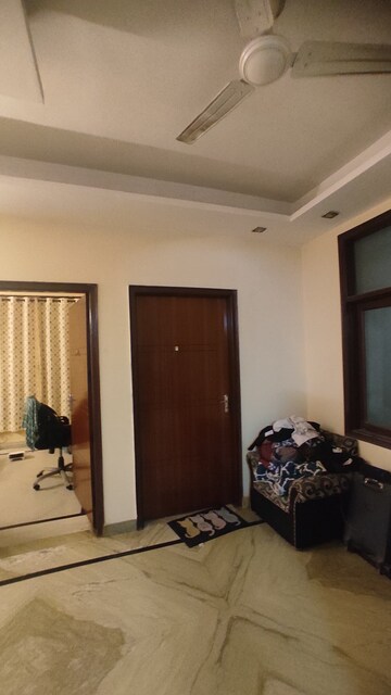 Living Room in 2.5 BHK Independent House at Kalkaji – for Rent
