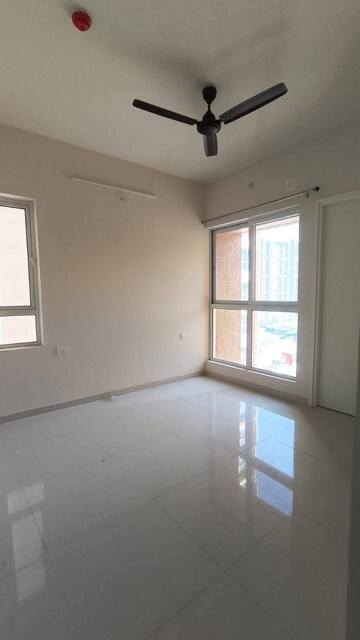 Room in 2 BHK Apartment at Godrej Green Cove, Mahalunge – for Rent