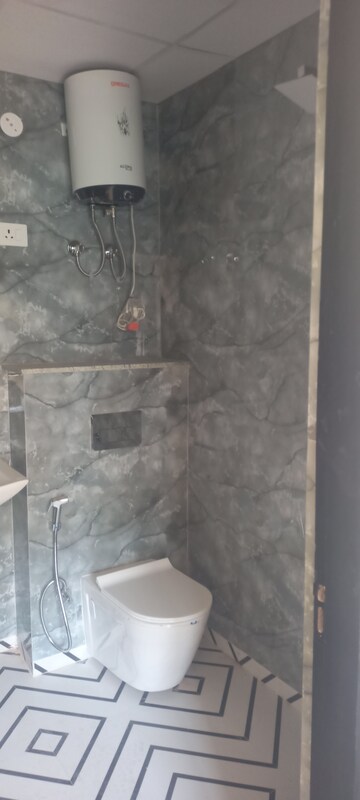 Bathroom in 1 BHK Builder Floor at Vijay Vihar Apartments Gurgaon, Sector 30 – for Rent