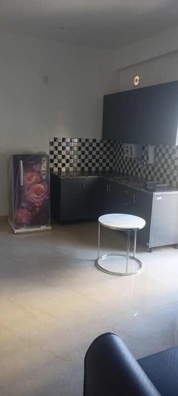 Master Bedroom in 1 BHK Builder Floor at DLF Star Mall, Sector 30 – for Rent