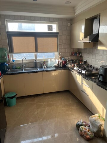 Kitchen in 2 BHK Builder Floor at Signature Tower Sector 30, Sector 30 – for Rent