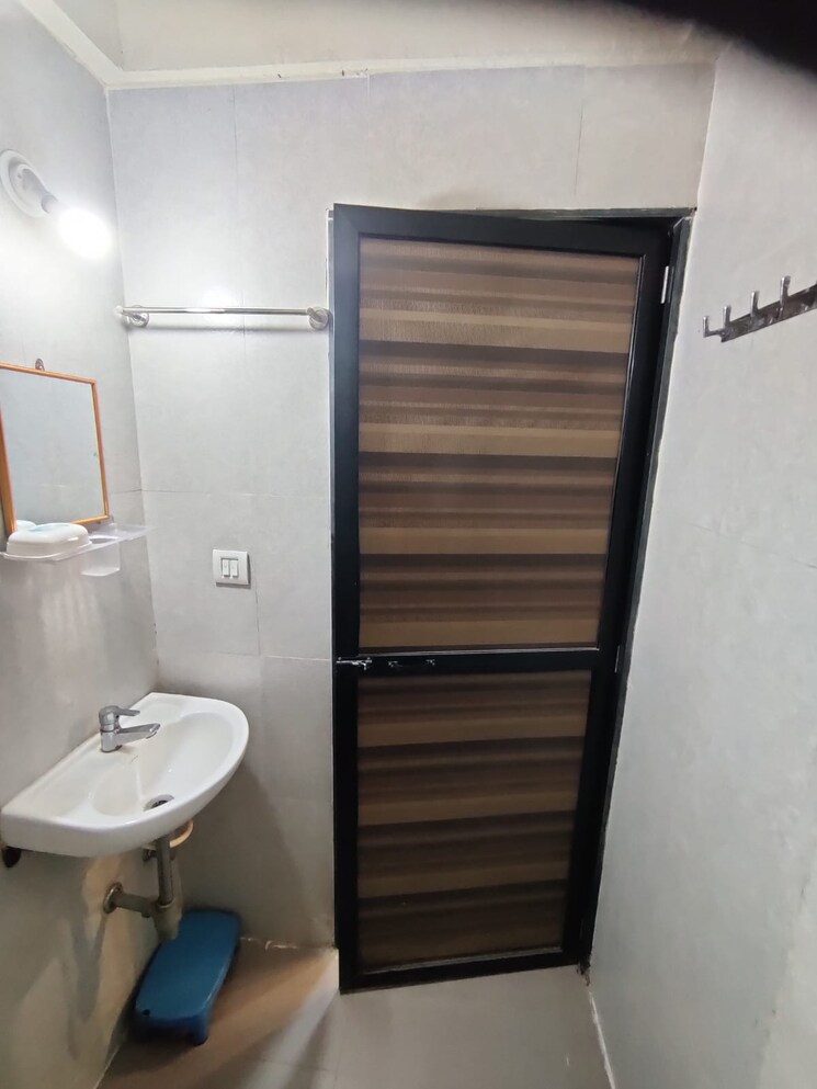 Bathroom, sai-chs-kurla 1 RK 250 Sq.Ft. Villa In Kurla West Mumbai 8177770
