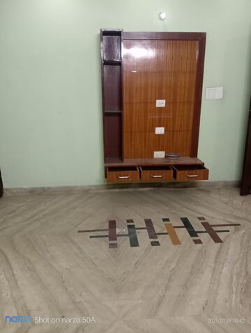 Bedroom in 3 BHK Builder Floor at Dilshad Garden – for Rent