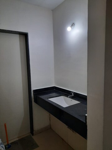 Bedroom in 2 BHK Apartment at Indiabulls Greens, New Panvel – for Rent