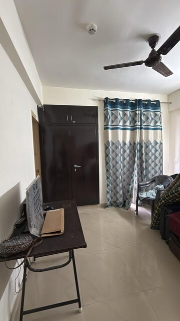 2 BHK Apartment For Rent in Jaypee Greens Aman, Sector 151