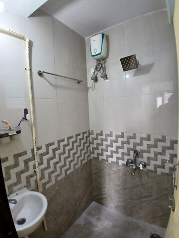 Bathroom in 1 BHK Apartment at Goregaon West – for Rent