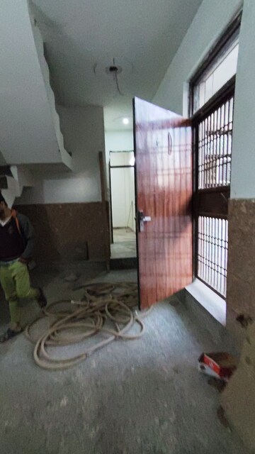  2 BHK Independent House at Mohan Garden – for Sale