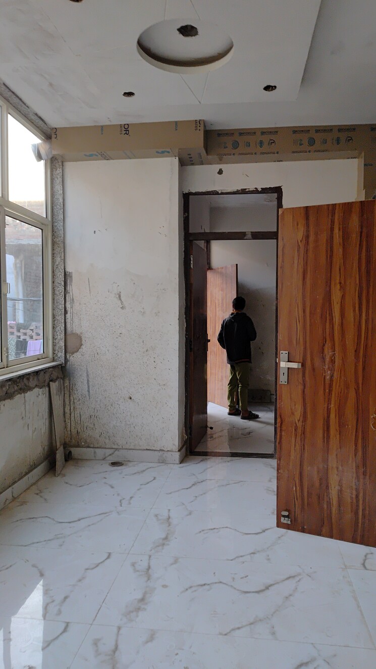 Room, mohan garden 2 Bedroom 50 Sq.Yd. Independent House In Mohan Garden Delhi 8177919