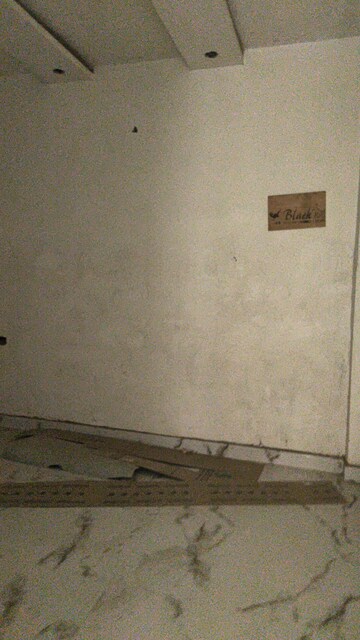 Room in 2 BHK Independent House at Mohan Garden – for Sale