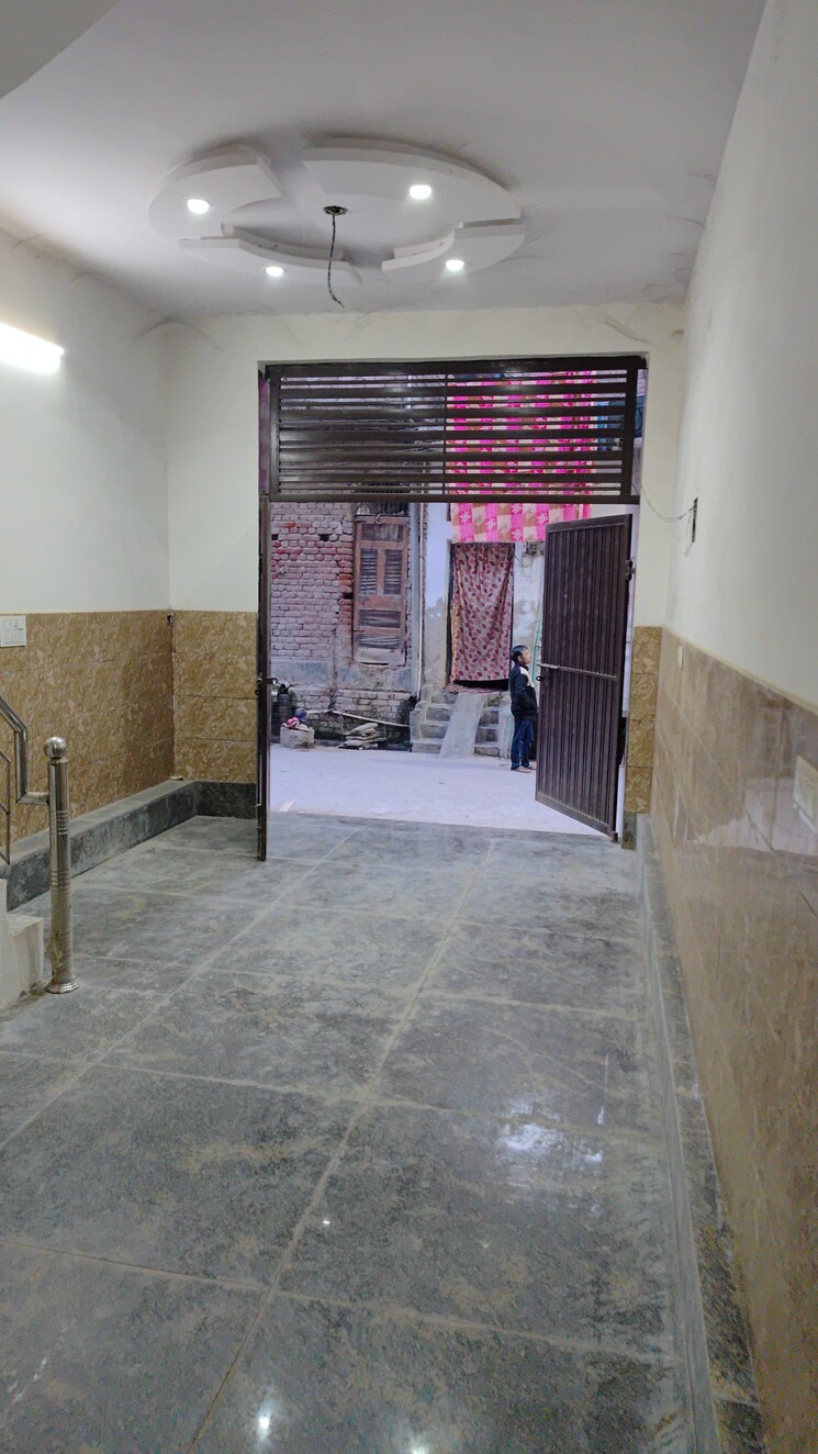 Exterior View, vikas puri 3 Bedroom 50 Sq.Yd. Independent House In Vikas Puri Delhi 8177921