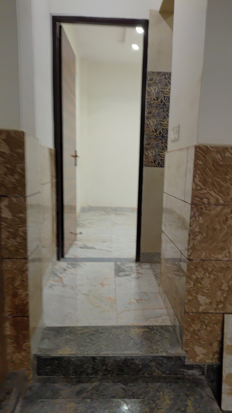 Exterior View, vikas puri 3 Bedroom 50 Sq.Yd. Independent House In Vikas Puri Delhi 8177921