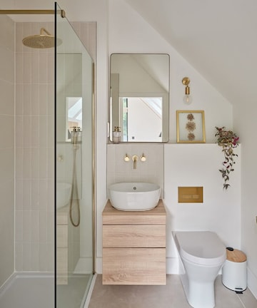 Bathroom in 5 BHK Villa at Mysore Road – for Sale