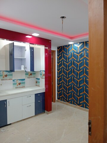Bedroom in 2 BHK Builder Floor at Govindpuri – for Rent