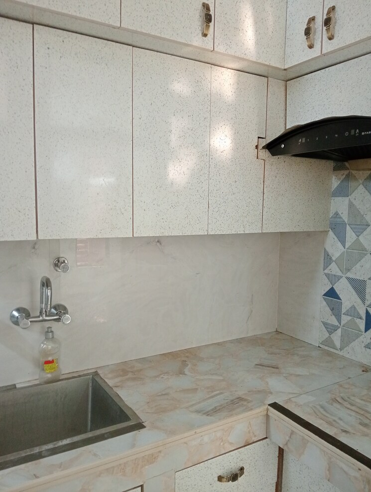Bathroom, govindpuri 2 Bedroom 580 Sq.Ft. Builder Floor In Govindpuri Delhi 8178008