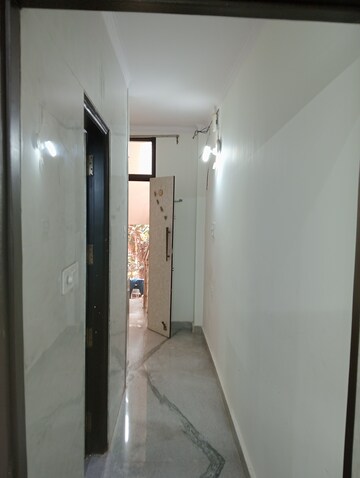 Building Lobby in 2 BHK Builder Floor at Govindpuri – for Sale