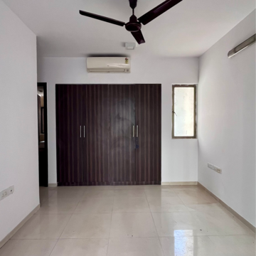 Room in 3 BHK Apartment at Lodha Splendora, Bhayandarpada – for Sale