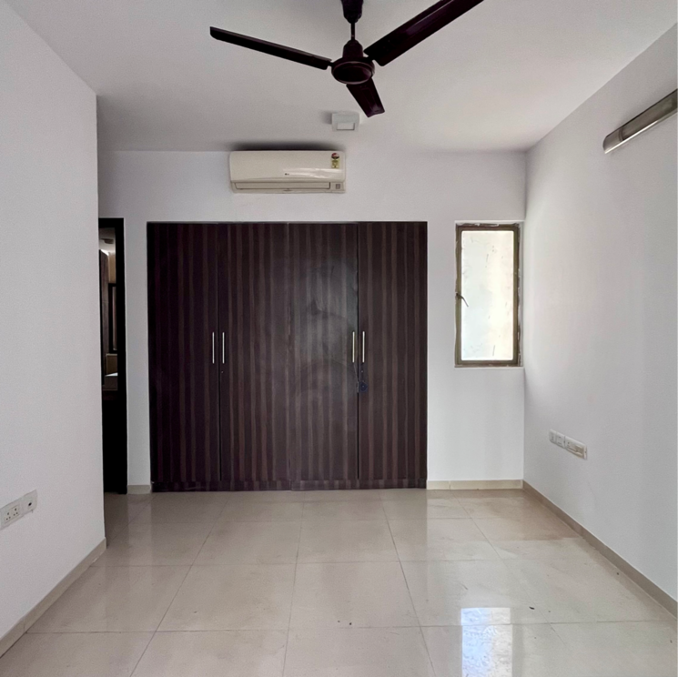 Room, lodha-splendora 3 Bedroom 1045 Sq.Ft. Apartment In Bhayandarpada Thane 8178022