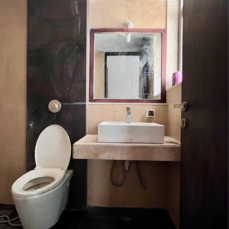 Bathroom, lodha-splendora 3 Bedroom 1045 Sq.Ft. Apartment In Bhayandarpada Thane 8178022