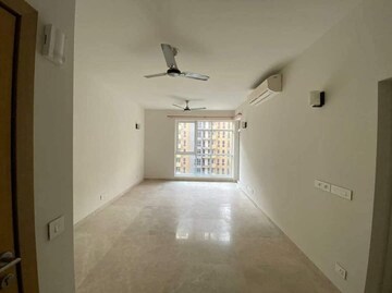 Room in 2 BHK Apartment at Ireo The Corridors, Sector 67a – for Rent