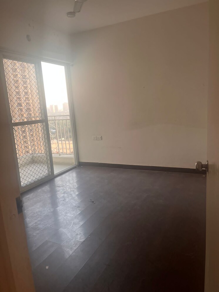 Room, ivory-county 3 Bedroom 2034 Sq.Ft. Apartment In Sector 115 Noida 8178064