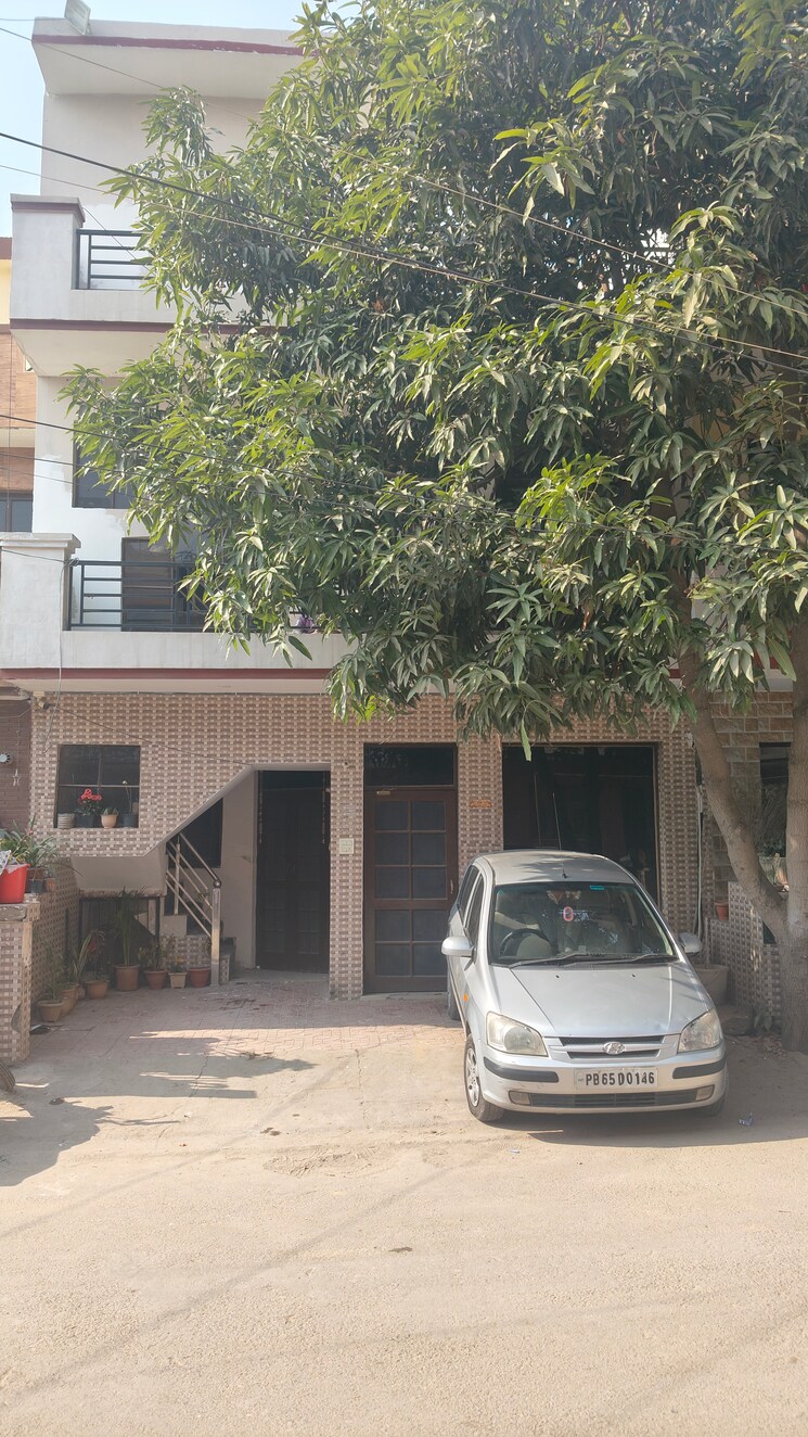 Exterior View, dhakoli village 4 Bedroom 115 Sq.Yd. Villa In Dhakoli Village Zirakpur 8178155