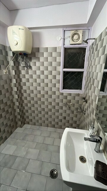 Bathroom in 2 BHK Builder Floor at Lajpat Nagar ii – for Rent