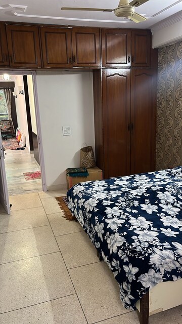 Bedroom in 2 BHK Builder Floor at Lajpat Nagar ii – for Rent
