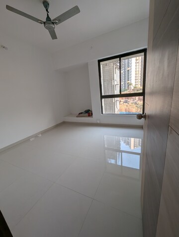 Room in 1 BHK Apartment at Wadhwa Wise City, Old Panvel – for Rent