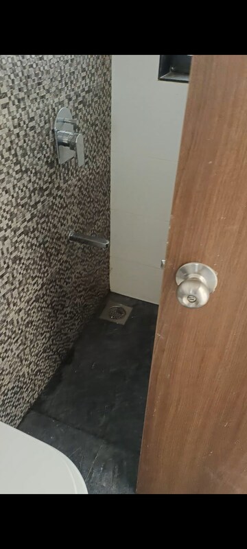Bathroom in 1 BHK Apartment at Lodha Casa Maxima, Mira Road – for Sale