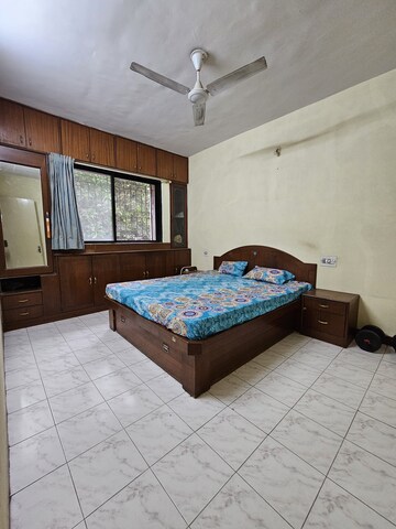 Bedroom in 2 BHK Apartment at Magarpatta Daffodils Apartment, Hadapsar – for Rent