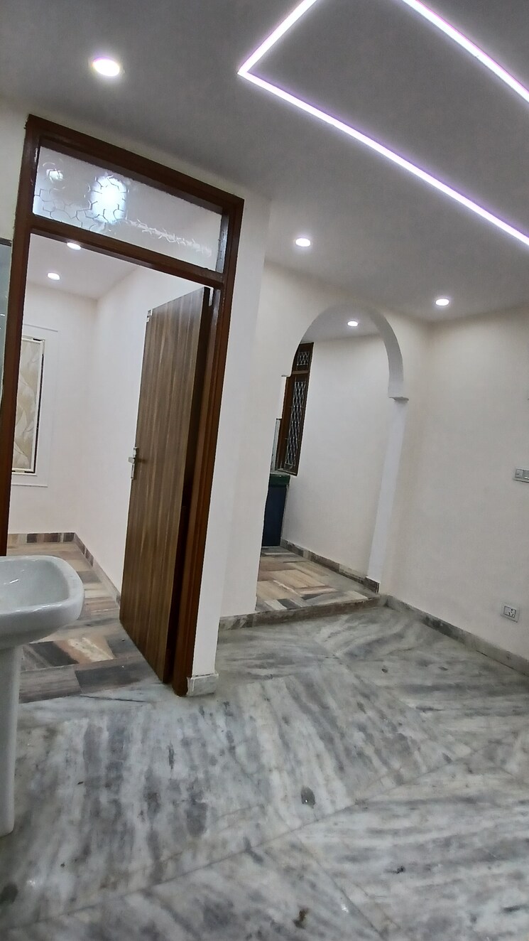 undefined, jogabai extension 3 Bedroom 810 Sq.Ft. Apartment In Jogabai Extension Delhi 8178291