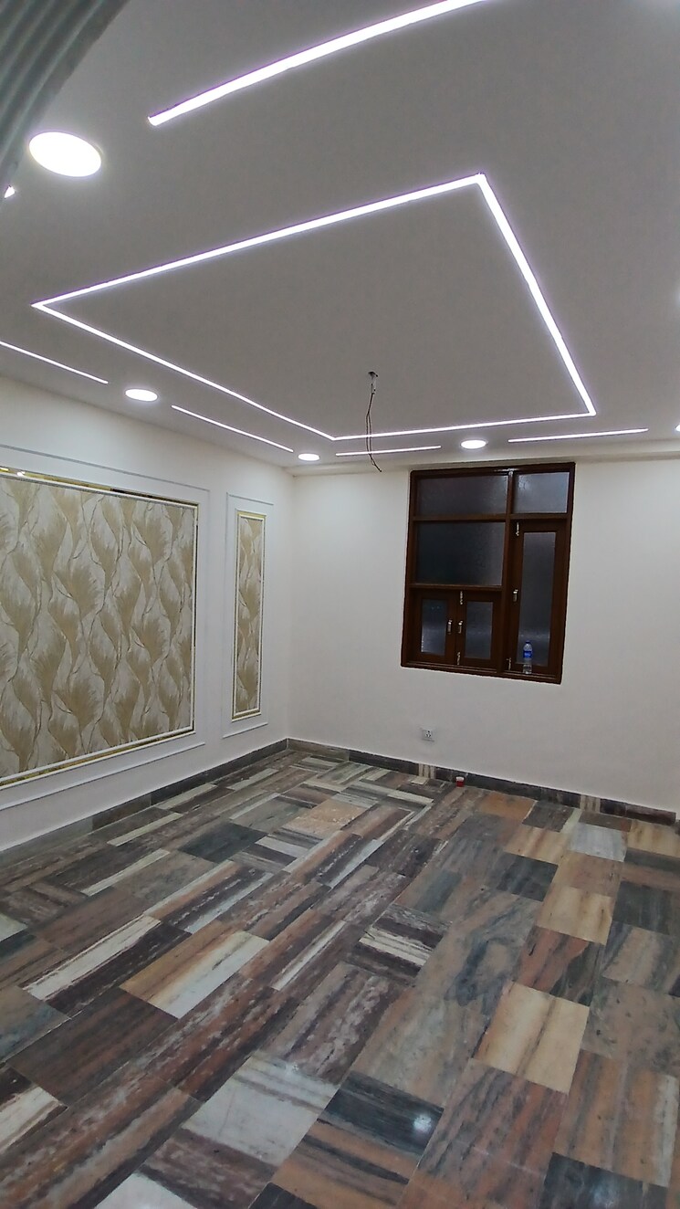 Room, jogabai extension 3 Bedroom 810 Sq.Ft. Apartment In Jogabai Extension Delhi 8178291