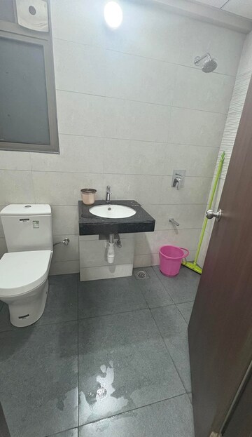 Bathroom in 2 BHK Apartment at Kalpataru Paramount, Kapur Bawdi – for Rent