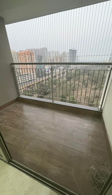 Balcony in 2 BHK Apartment at Kalpataru Paramount, Kapur Bawdi – for Rent