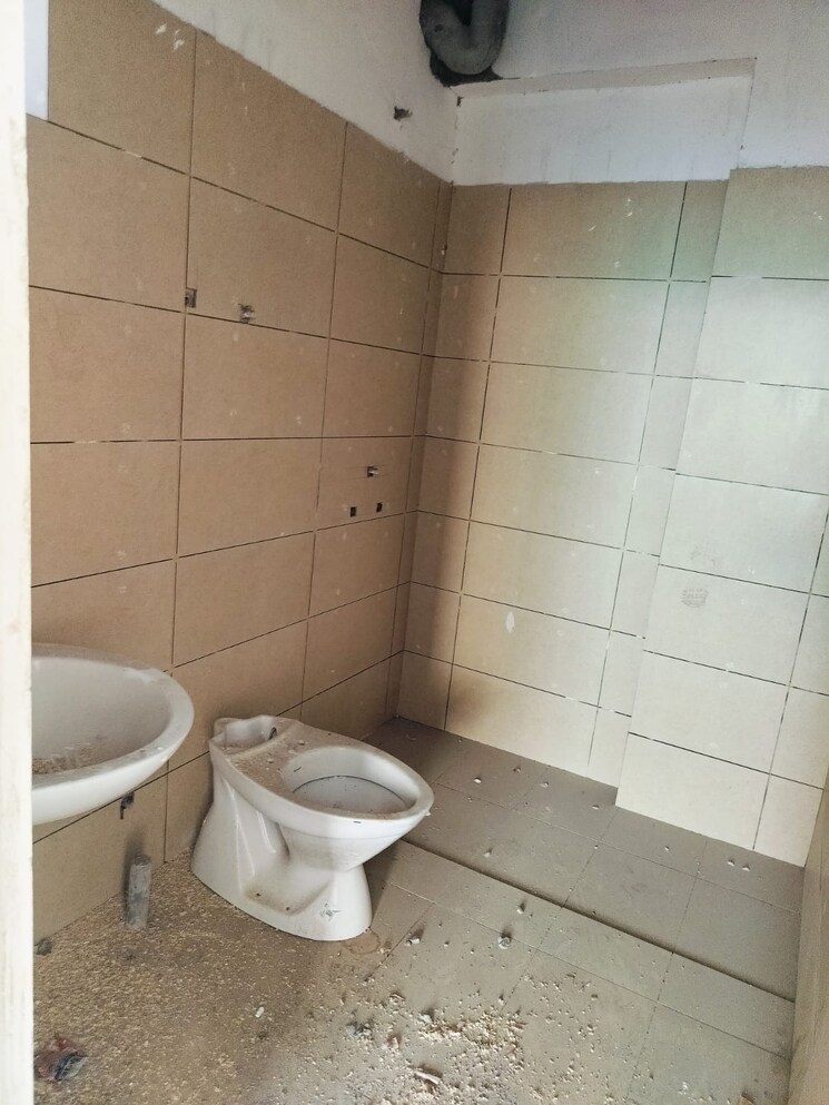 Bathroom, vatika-xpressions 2 Bedroom 1350 Sq.Ft. Builder Floor In Sector 88b Gurgaon 8178302