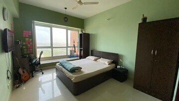 Bedroom in 3 BHK Apartment at DB Realty Orchid Woods, Goregaon East – for Rent