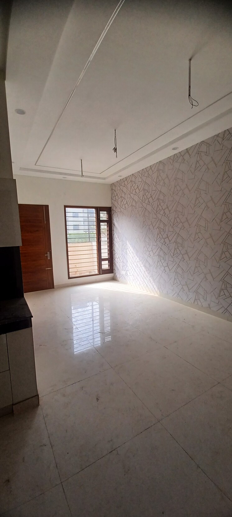 undefined, ambala highway 2 Bedroom 100 Sq.Yd. Independent House In Ambala Highway Zirakpur 8178348