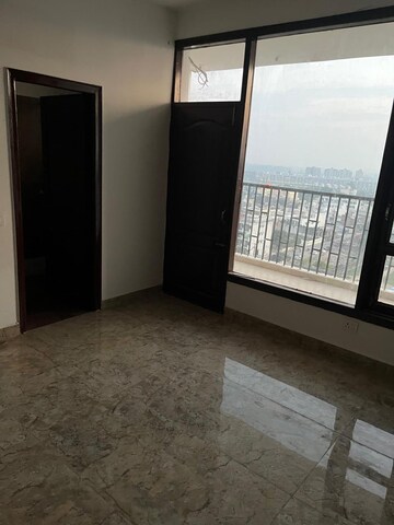 Room in 3 BHK Apartment at Peer Mucchalla – for Sale